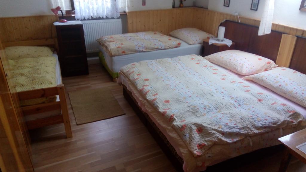 U Tri Kocek Hotel Jablonné v Podještědí Kültér fotó