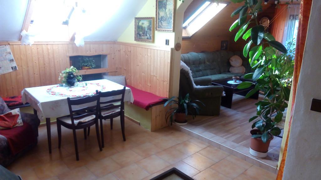 U Tri Kocek Hotel Jablonné v Podještědí Kültér fotó