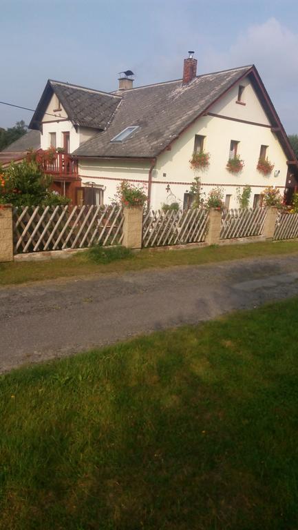 U Tri Kocek Hotel Jablonné v Podještědí Kültér fotó