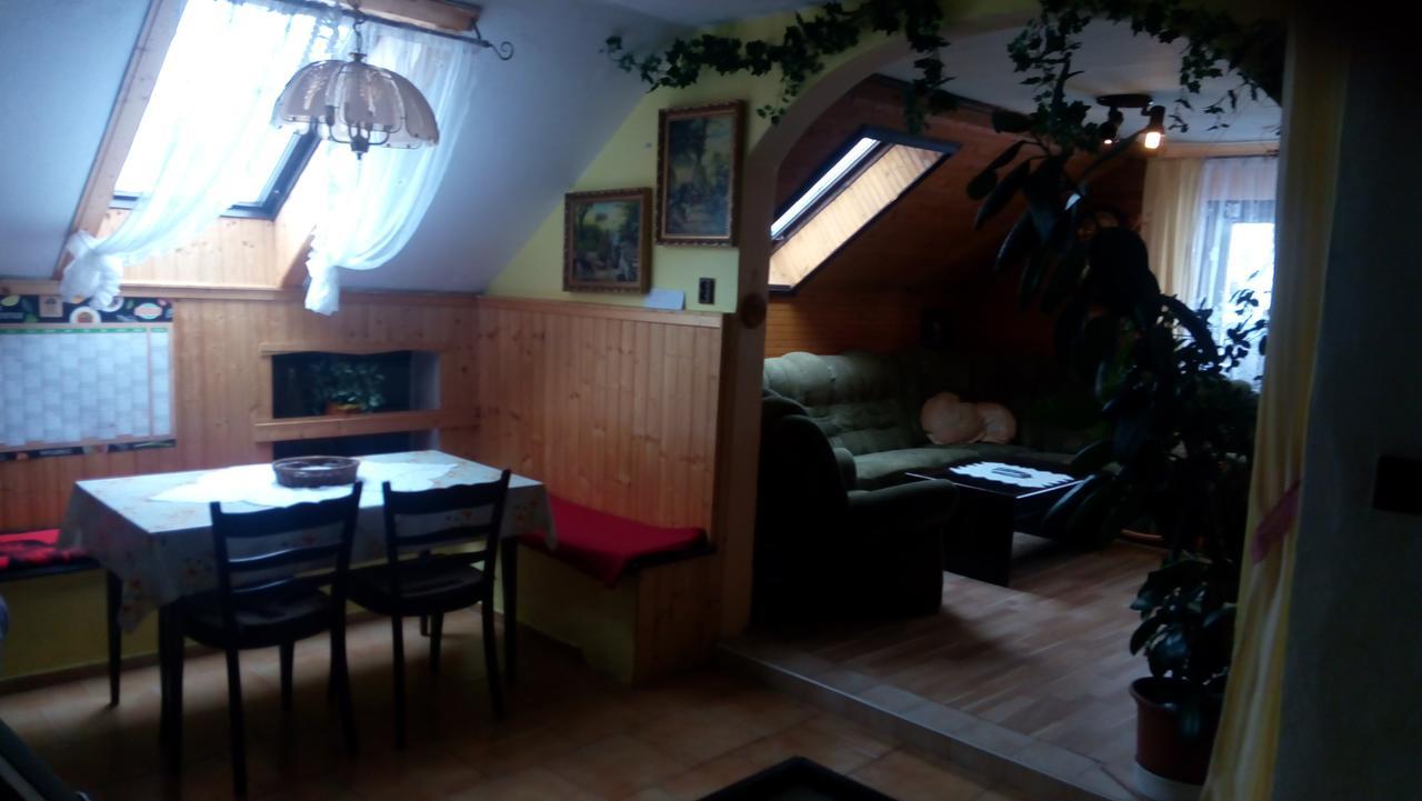 U Tri Kocek Hotel Jablonné v Podještědí Kültér fotó